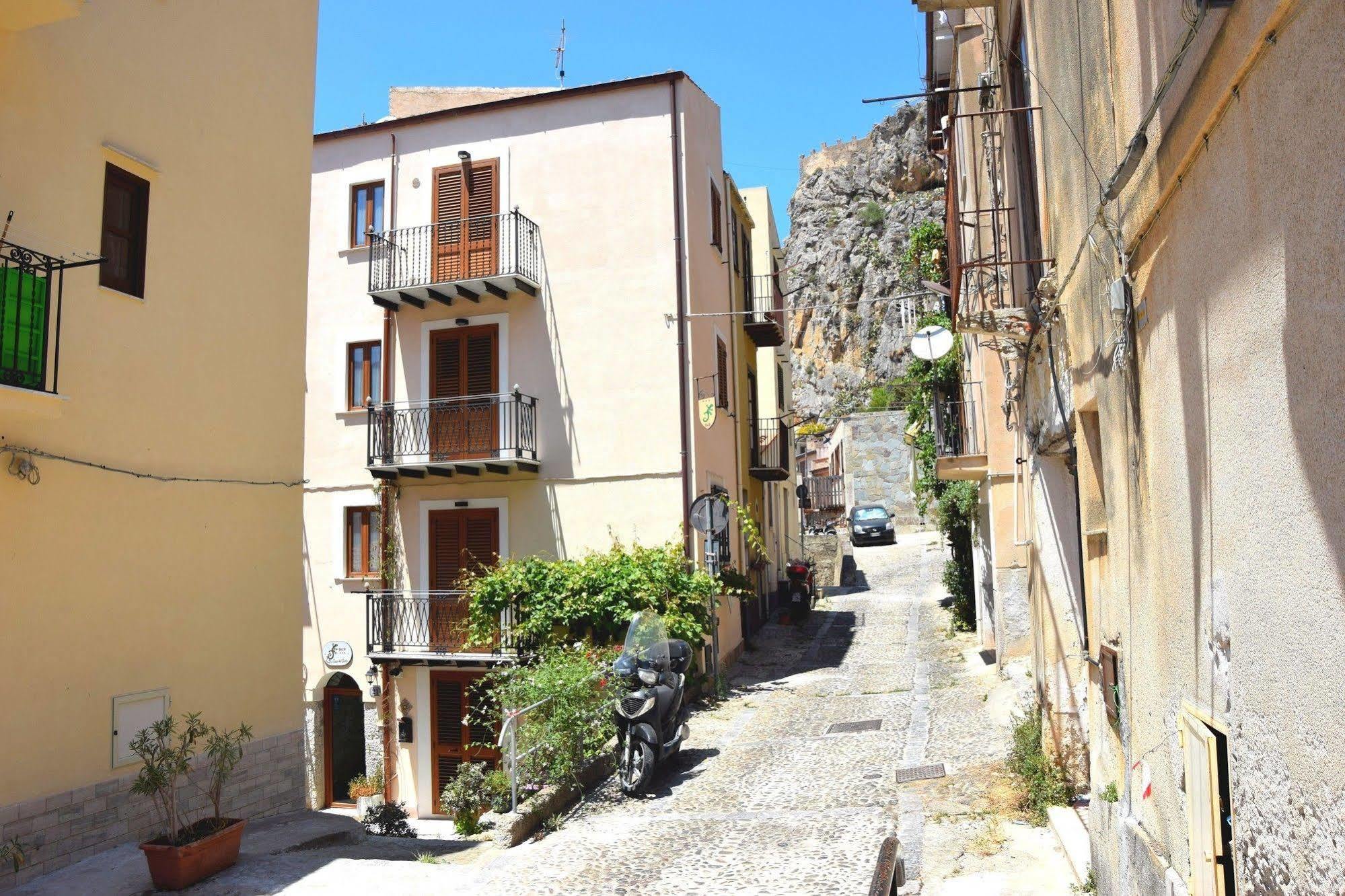La Casa Del Geko Bed and Breakfast Cefalù Eksteriør billede