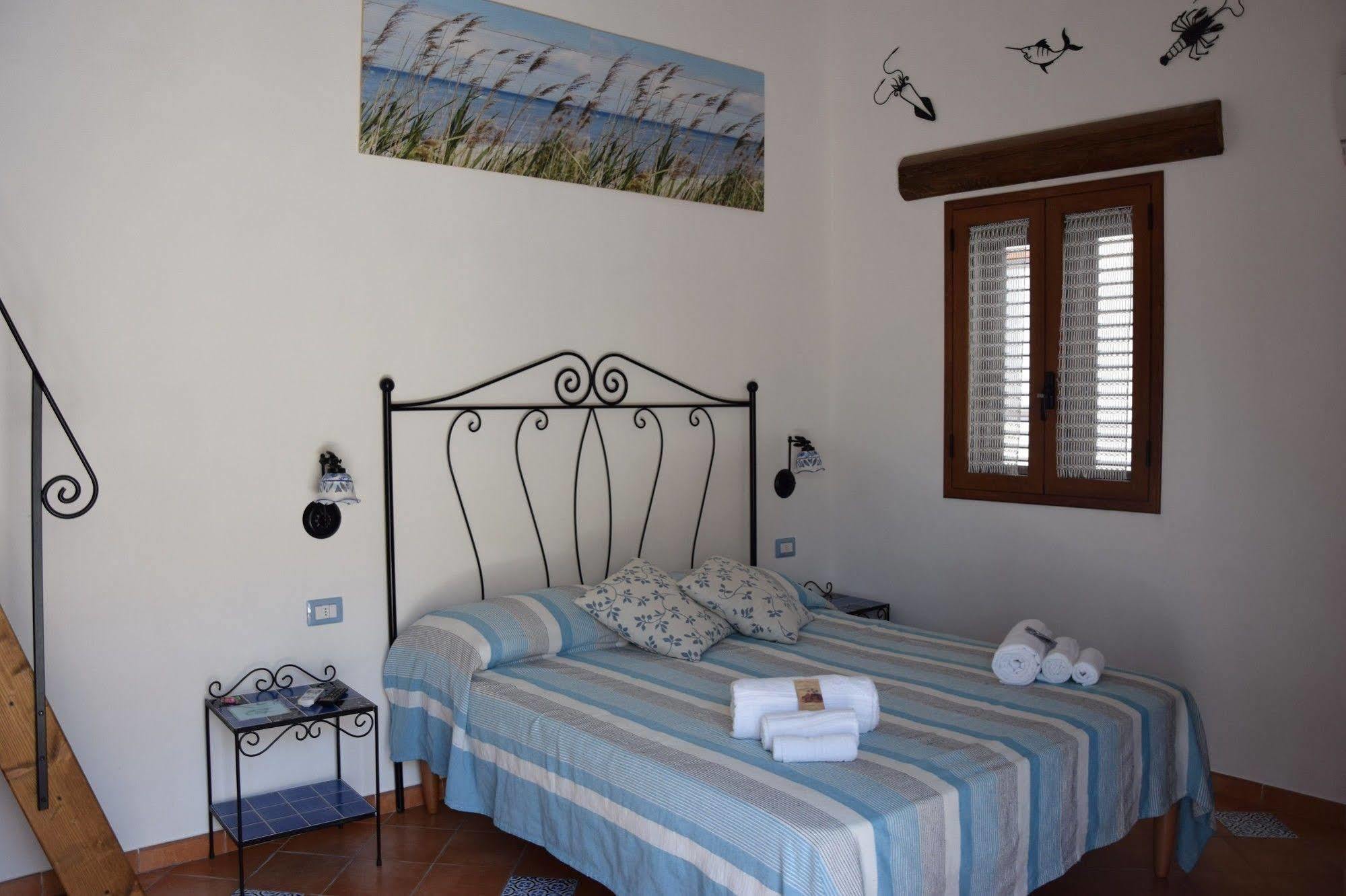 La Casa Del Geko Bed and Breakfast Cefalù Eksteriør billede